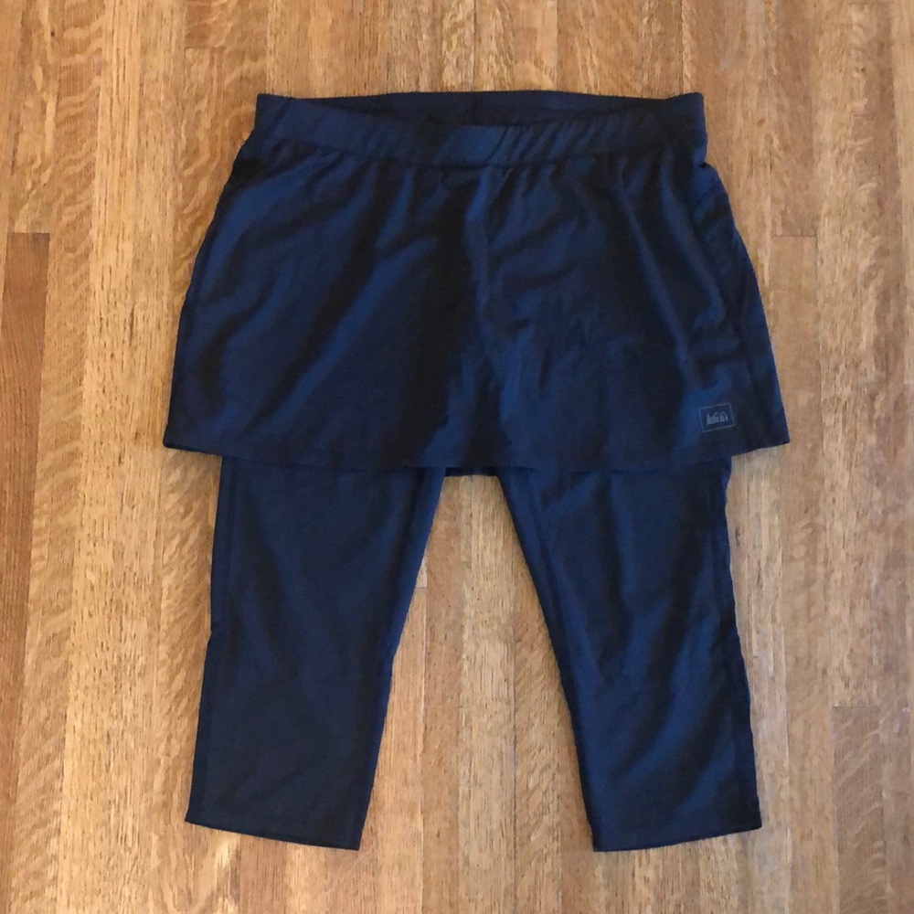 REI Fitness Capri Skort - Black - Women’s